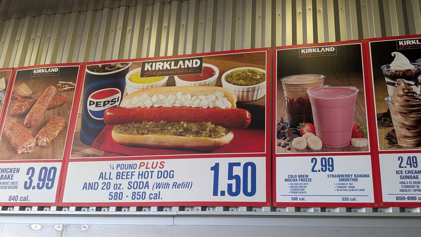 COSTCOのホットドッグ