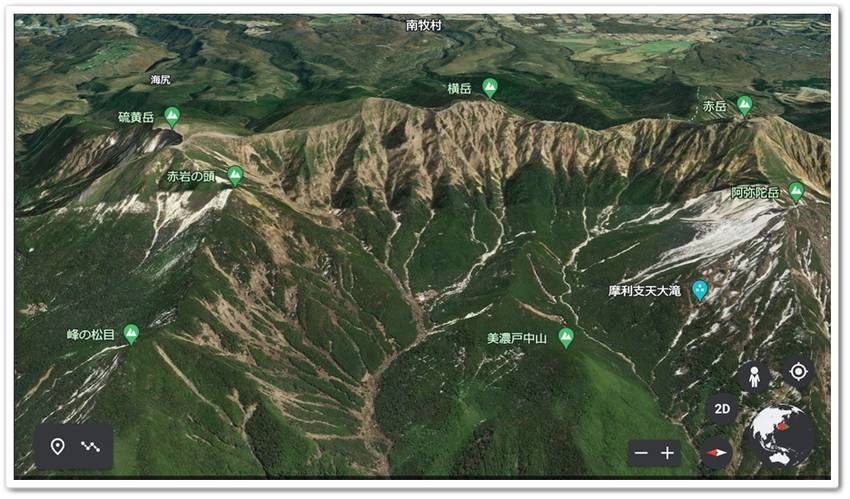 高山植物が見れる稜線。赤岳から...