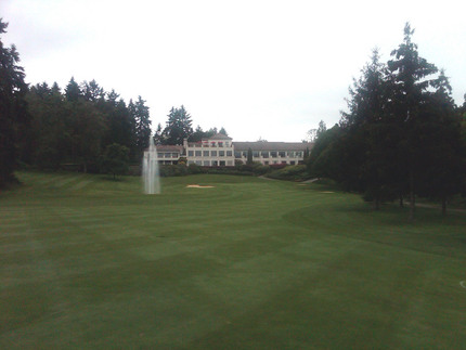 Early Morning Golf Outing