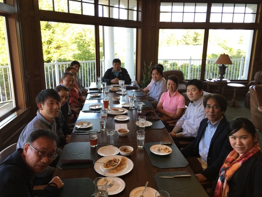 Gold and Dinner With Customer...