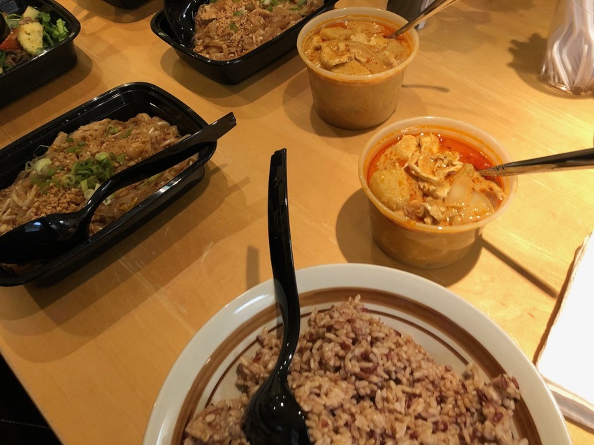 Lunch Thai Kitchen Bellevue htt...