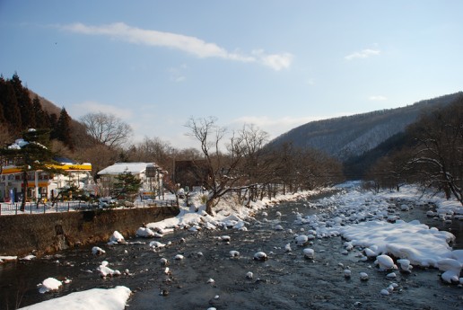 北東北の雪景色と湯けむり紀行