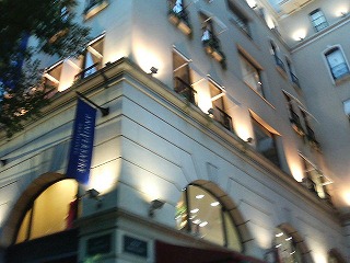 表参道を男二人で・・・