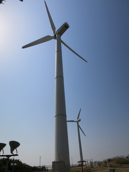 宮川公園の風力発電施設 今日は...