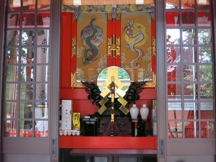 箱根神社のすぐ横にある九頭龍神...