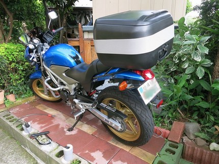 こんな感じで取り付きました。 ...