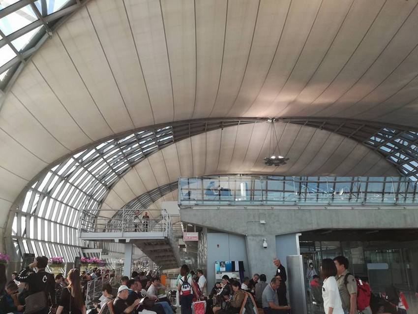 大きな空港です。