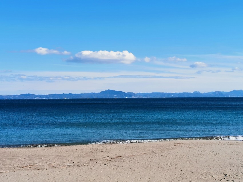 三浦海岸より千葉県を望む