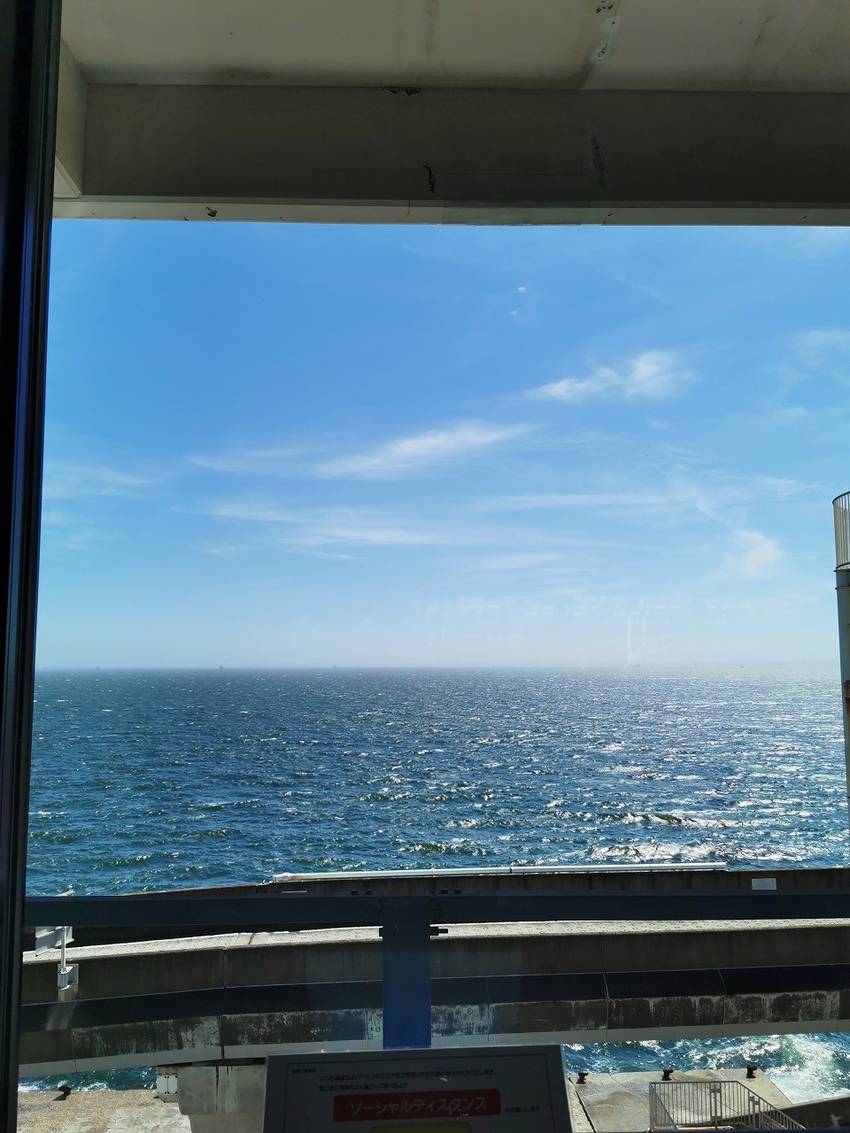 海ほたる