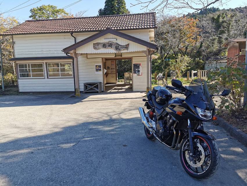 レトロな小湊鐵道の月崎駅
