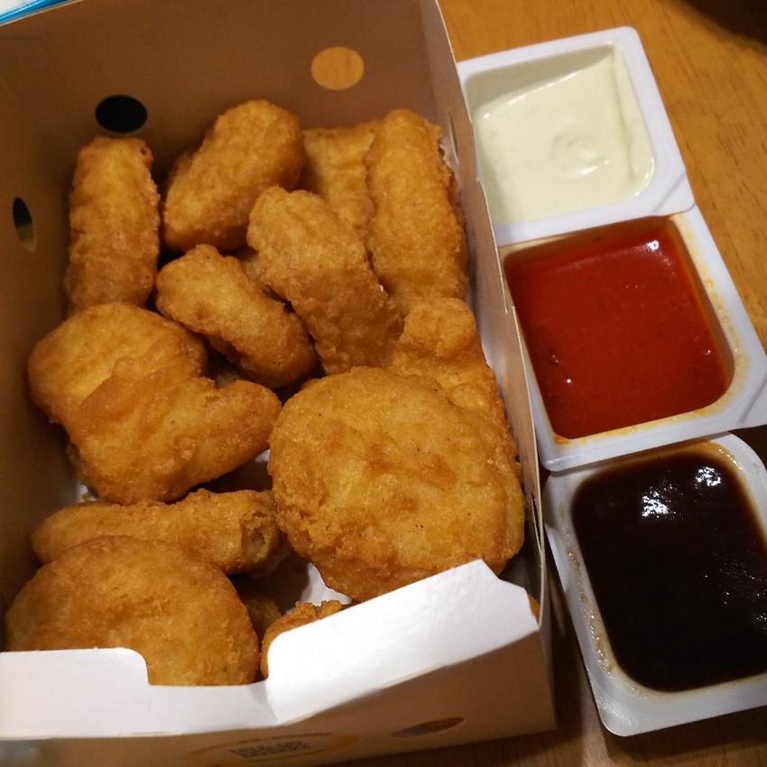 マックナゲット15個 今安い。...