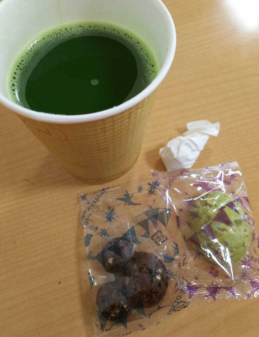薄めの抹茶( ﾟДﾟ)ｳﾏｰ
