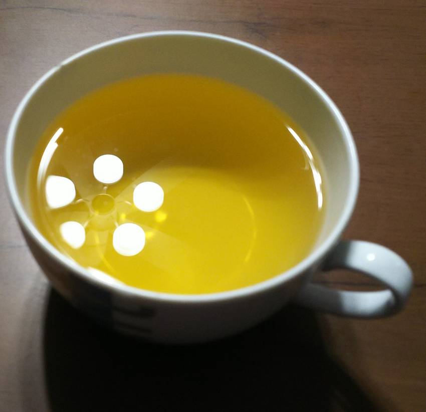 黄みがかった明るい茶色 500...