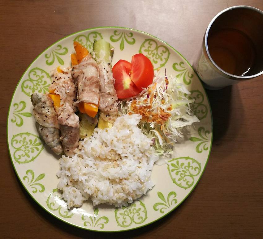最近のごはん。野菜の肉巻き