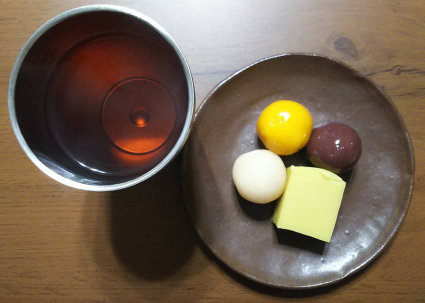 芋羊羹は半分こ カボチャも美味...