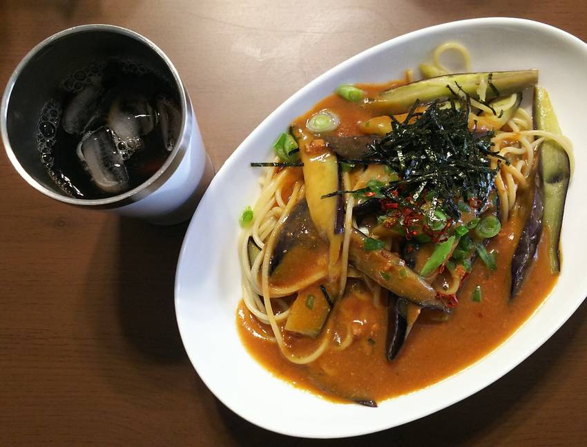 最近のごはん。昼茄子の味噌ミー...