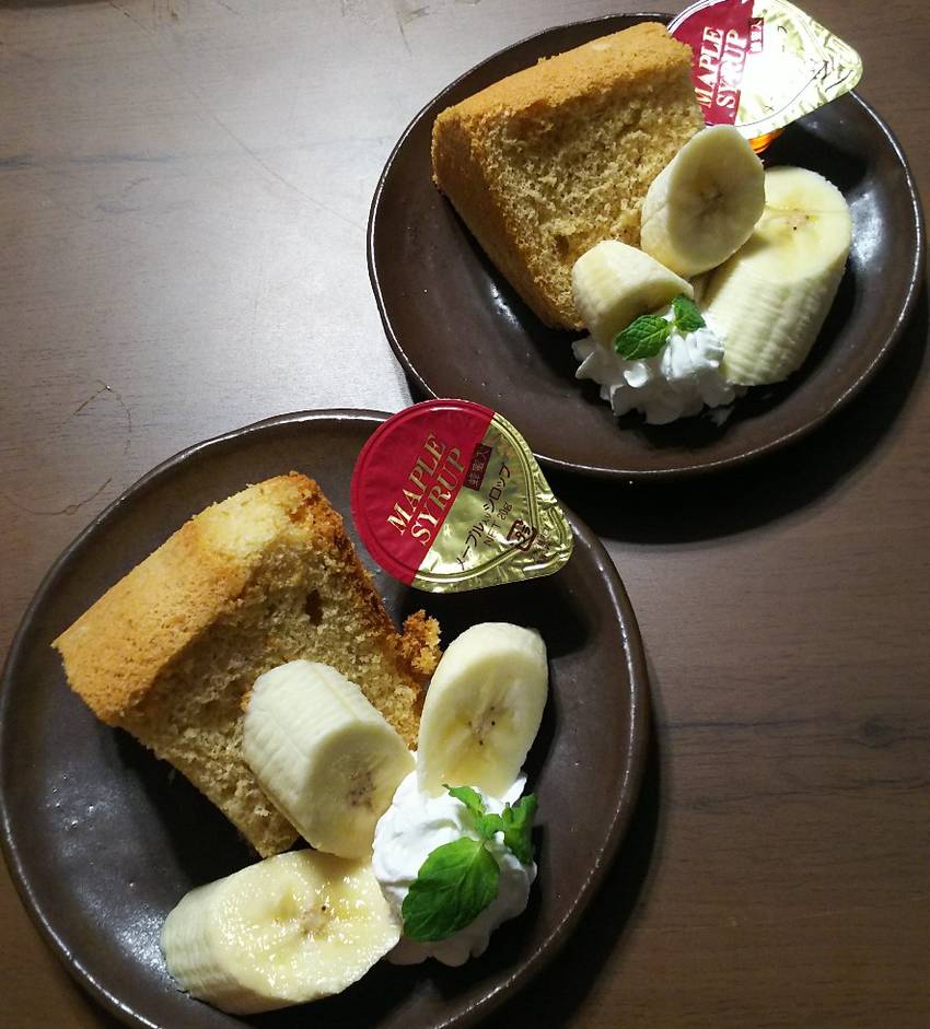 メイプルのシフォンケーキに バ...