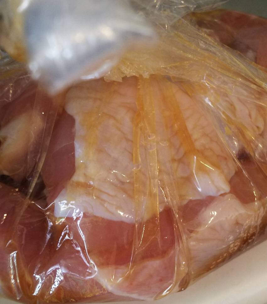 作り中1日の10:00頃鶏肉漬...