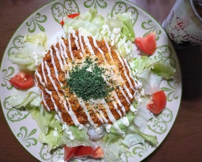 昨日のごはん。夕飯タコライス