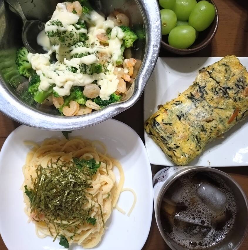 ホットサラダは盛り付ける気力も...