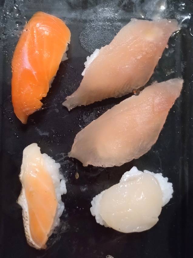 サーモンホタテ焼きハラスビンチ...