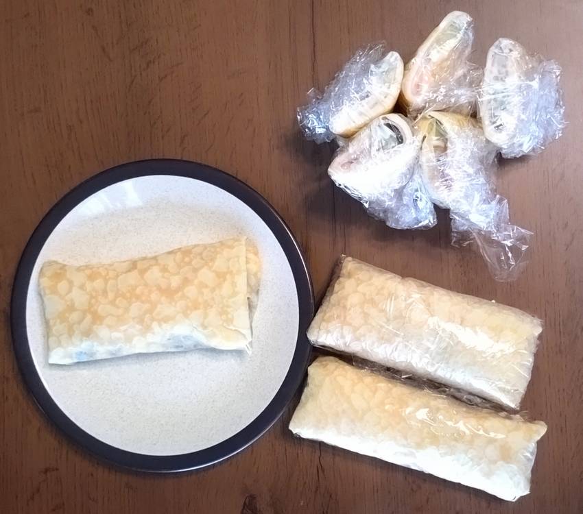 サラダクレープ4切れと 甘いク...
