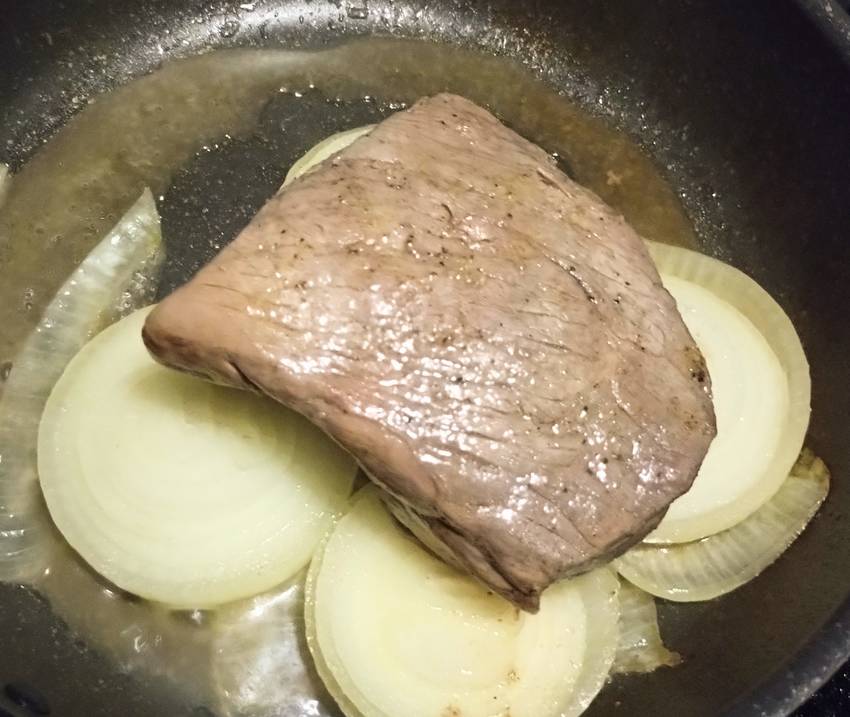フライパンで焼いてたよ