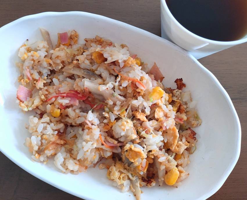 味付けは創味シャンタンと塩コシ...