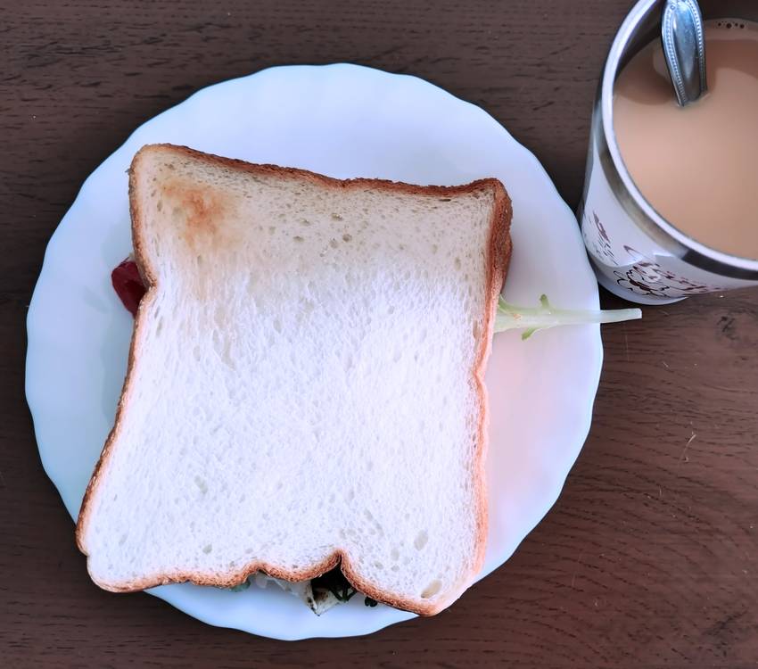 サンドとカフェオレ＋はちみつ