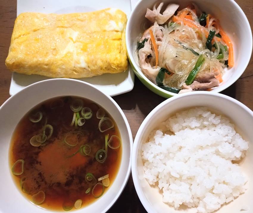 卵焼きは酒と味醂とはちみつと醤...