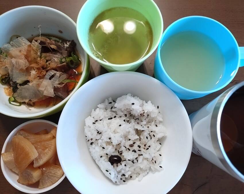 水分多め 今日は花粉凄そうだな...