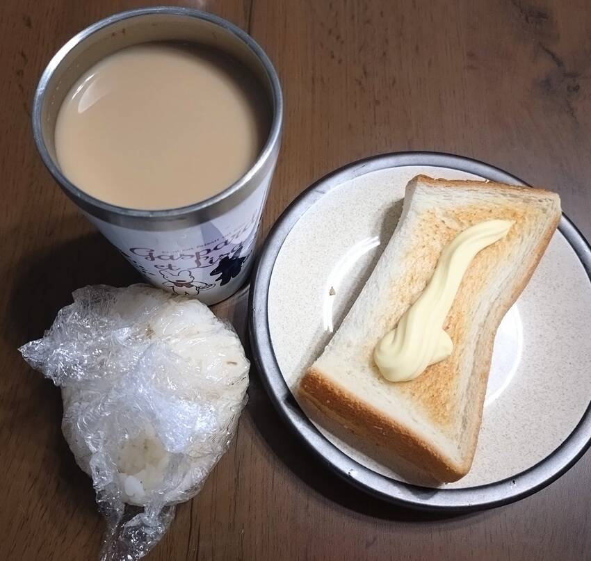 カフェオレ無糖とともに やっぱ...