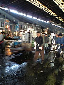 再度場内参戦