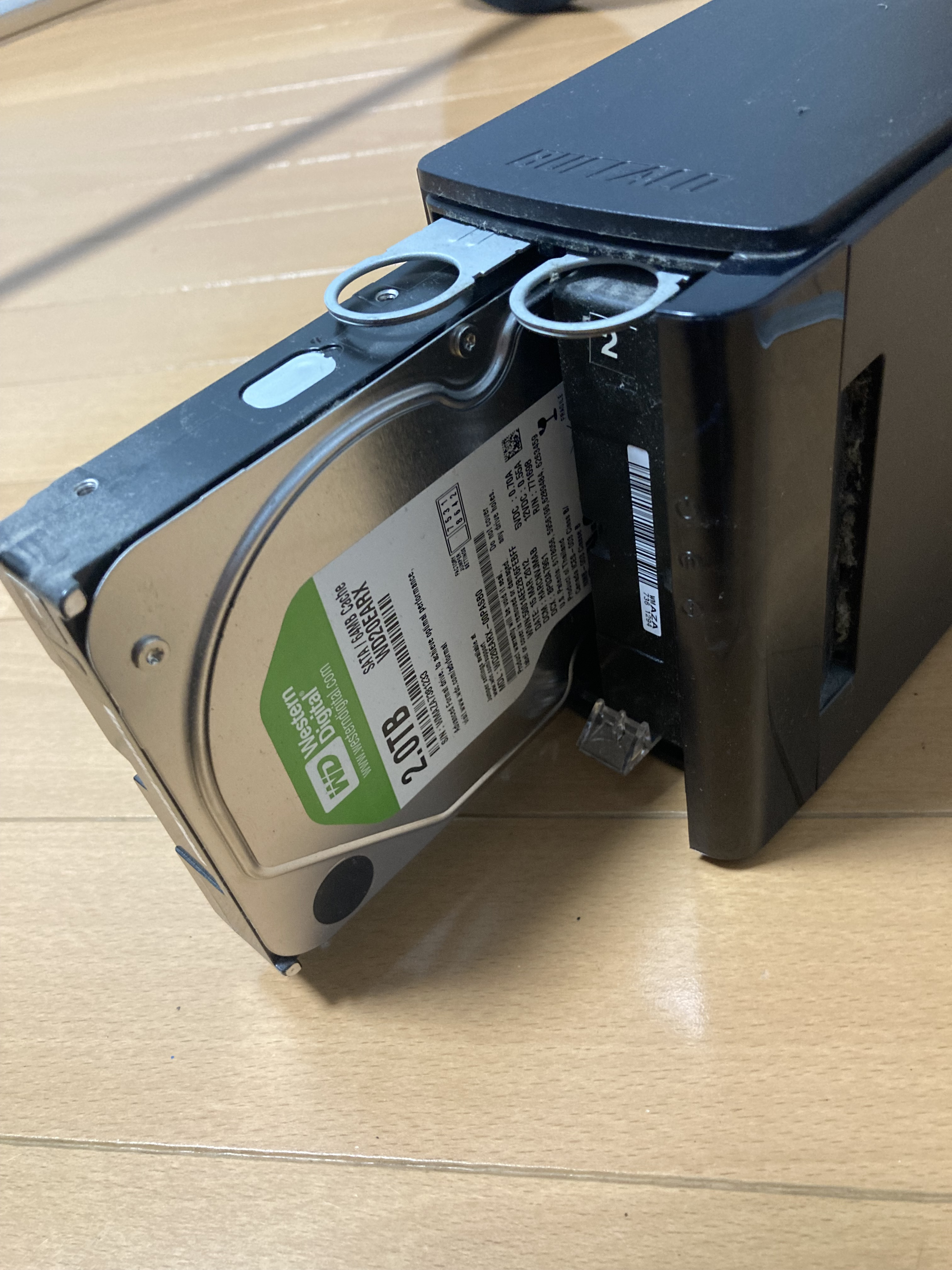 バッファロー nas hdd 交換