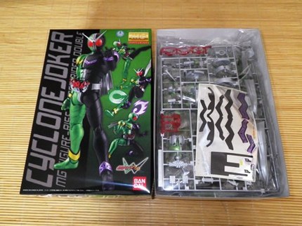 仮面ライダーWのプラモデル...