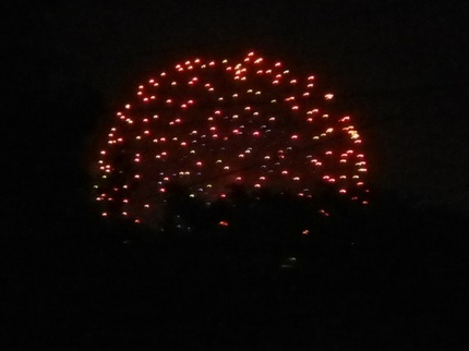打ち上げ花火...