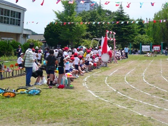 母校の運動会...