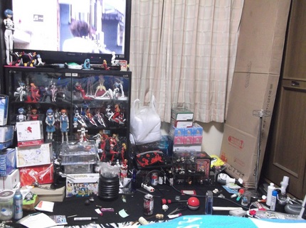 部屋改装中