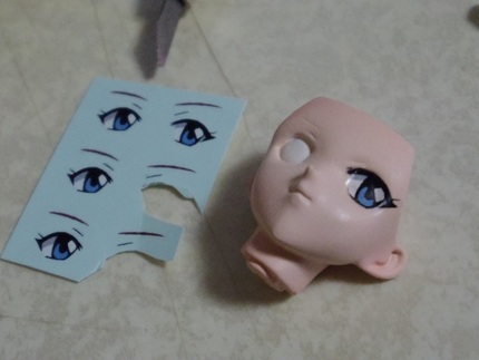 デカールが付いていましたのでこ...