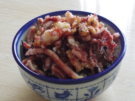 今年最後のゲソ丼。ゲソを40本...