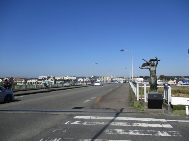 　＜鶴巻橋＞